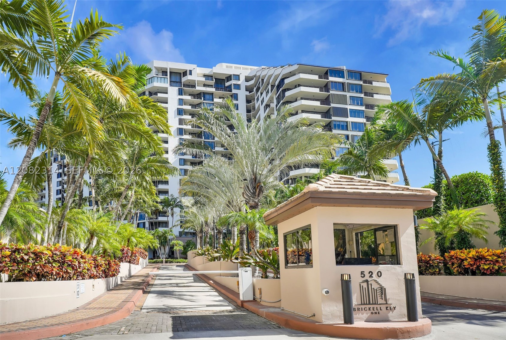 image Brickell Key One38