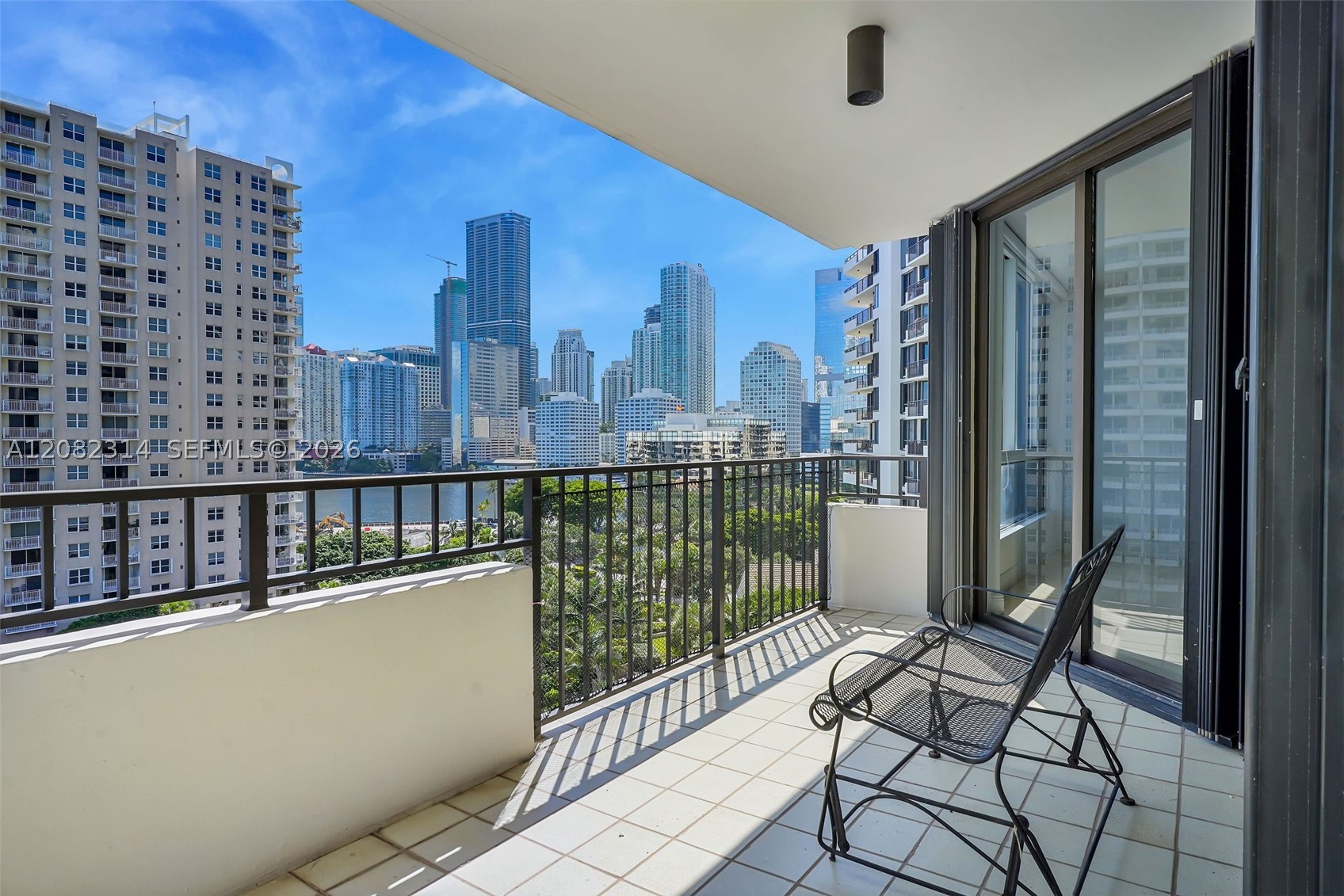image Brickell Key One3