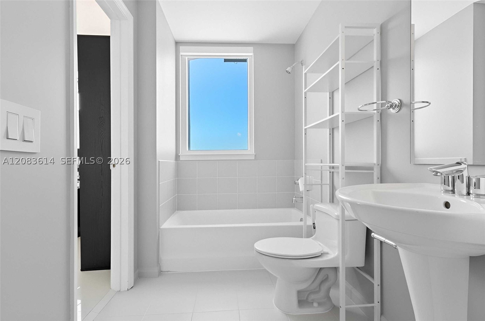 image Infinity at Brickell18