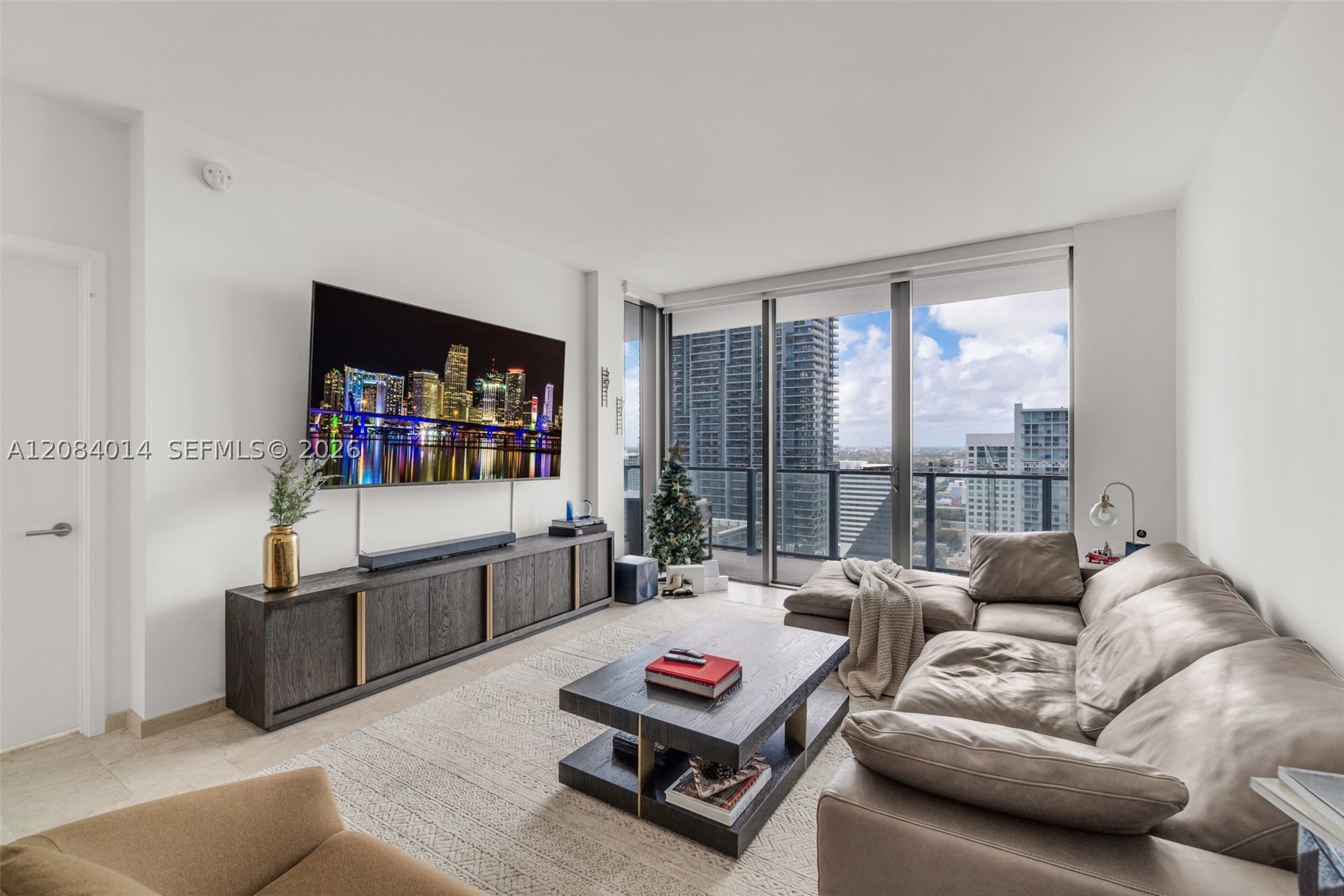image Reach Brickell City Centre2