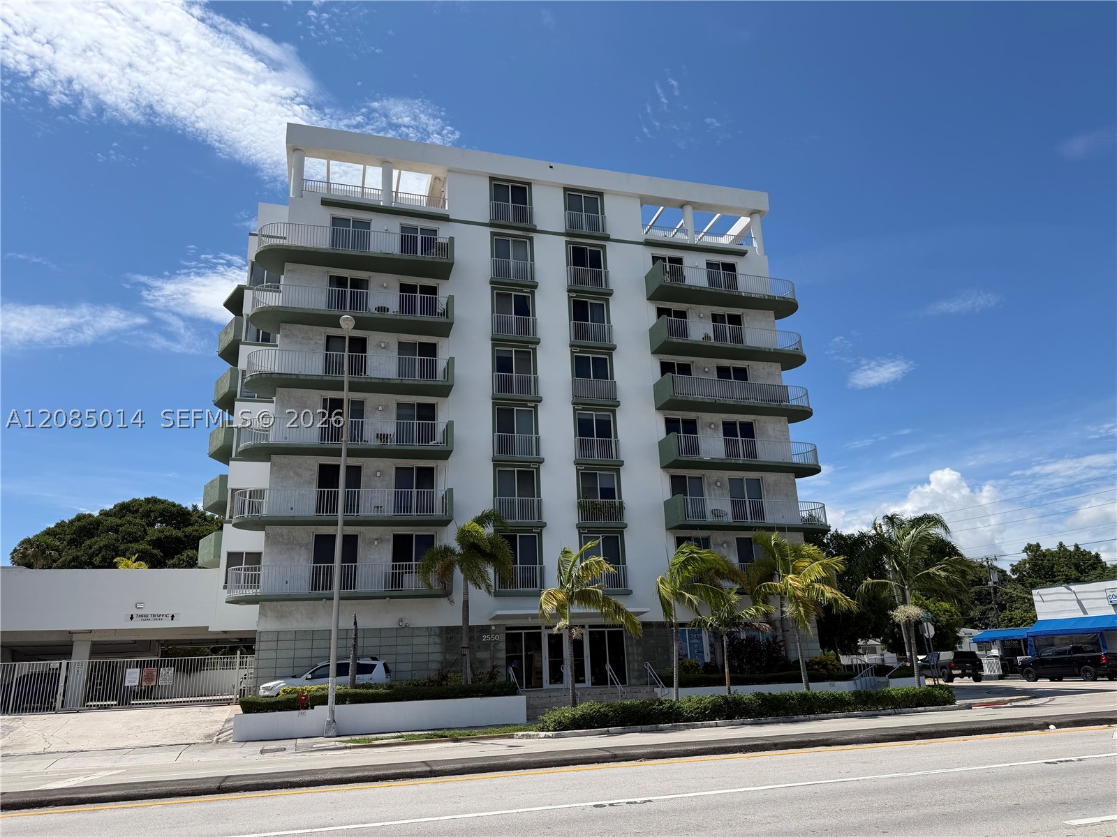2550 SW 27th Ave #606