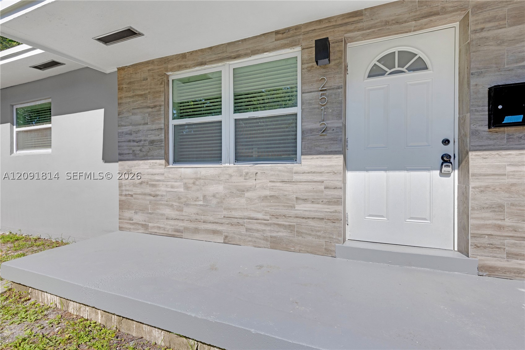 2510 NE 182nd Ter