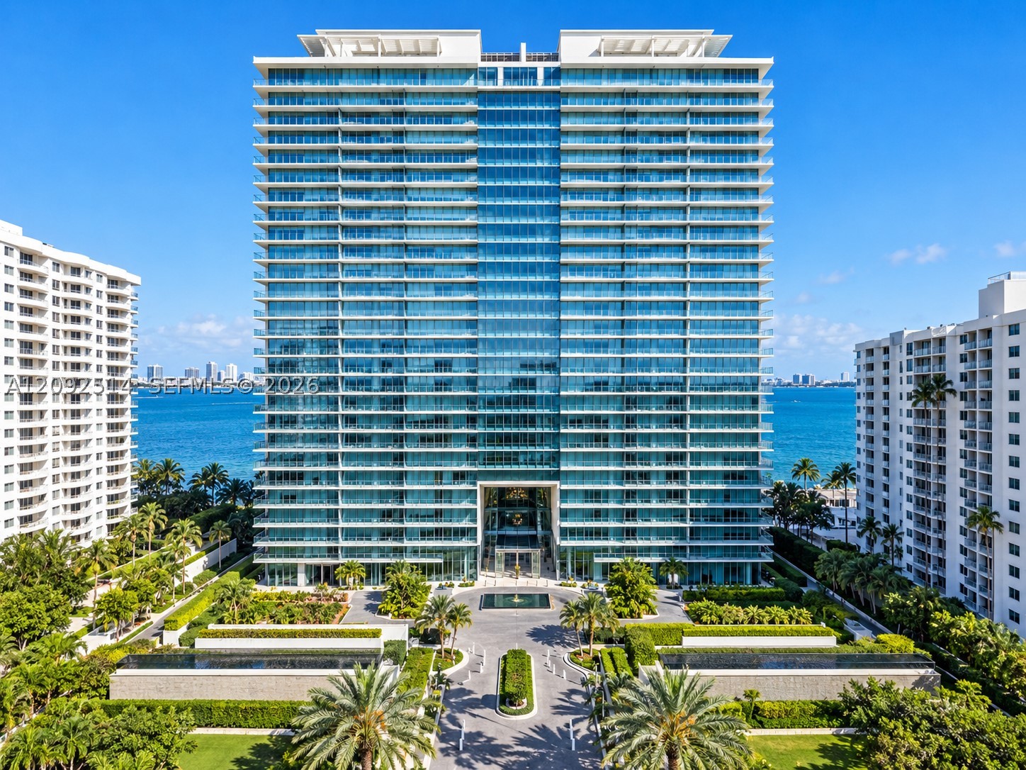 10201 Collins Ave #1104