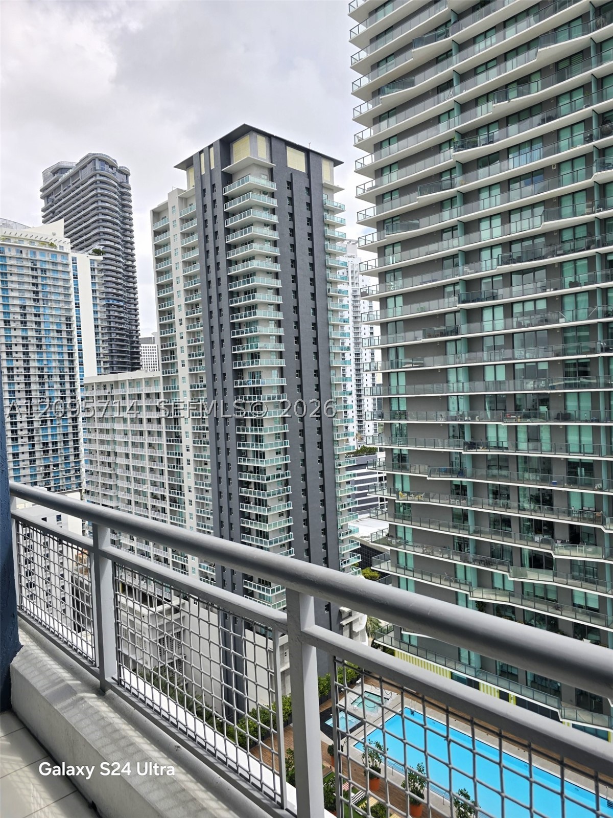 image Infinity at Brickell12