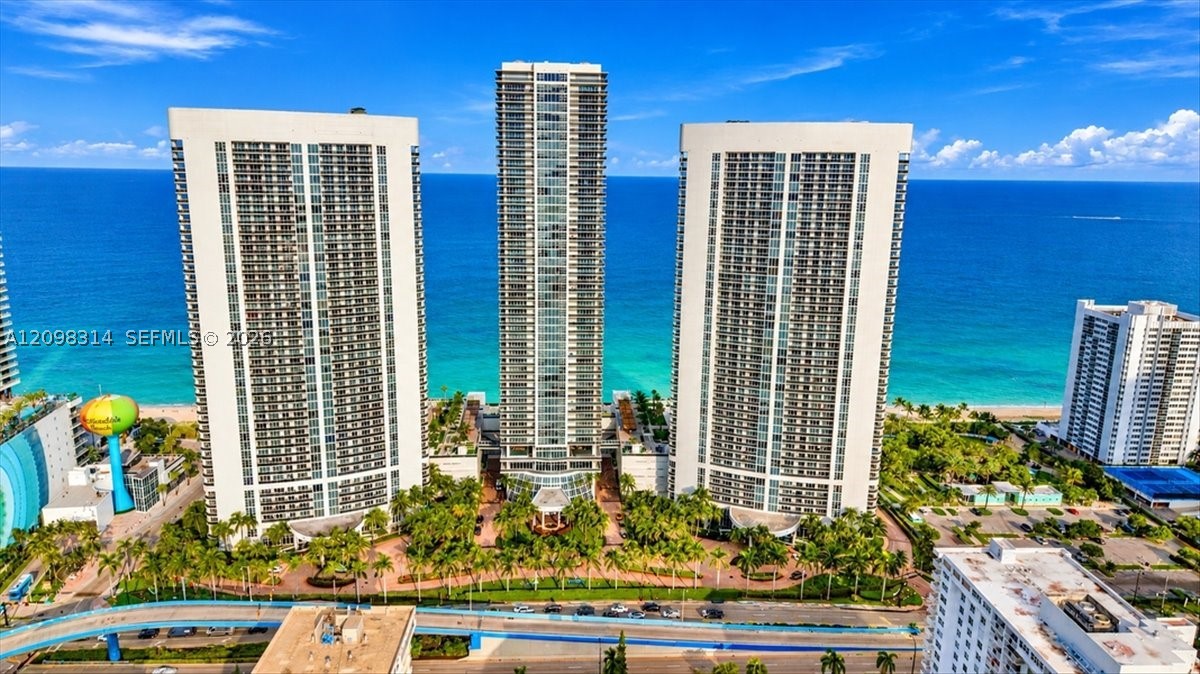 image Beach Club 224