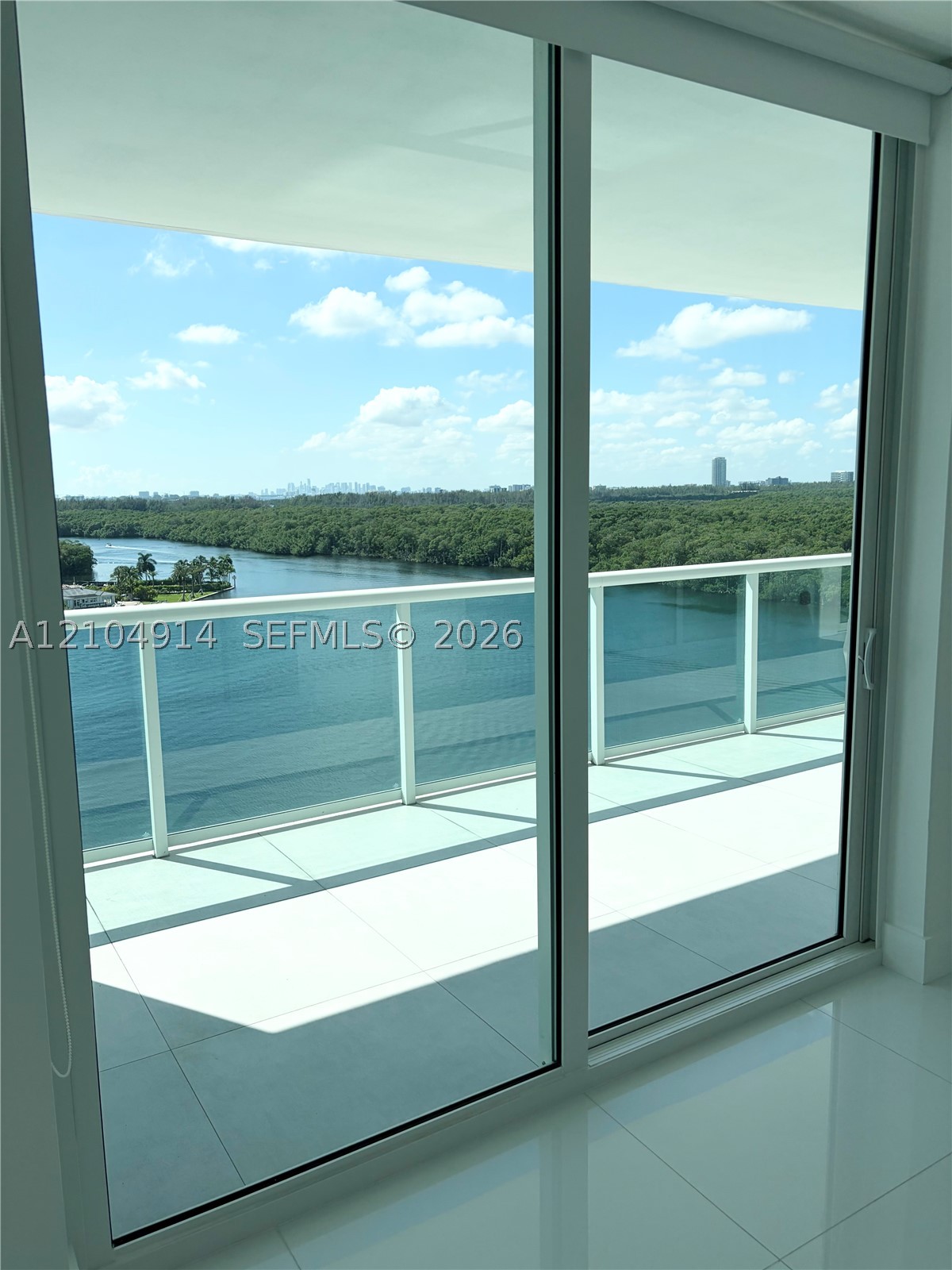 image 400 Sunny Isles13
