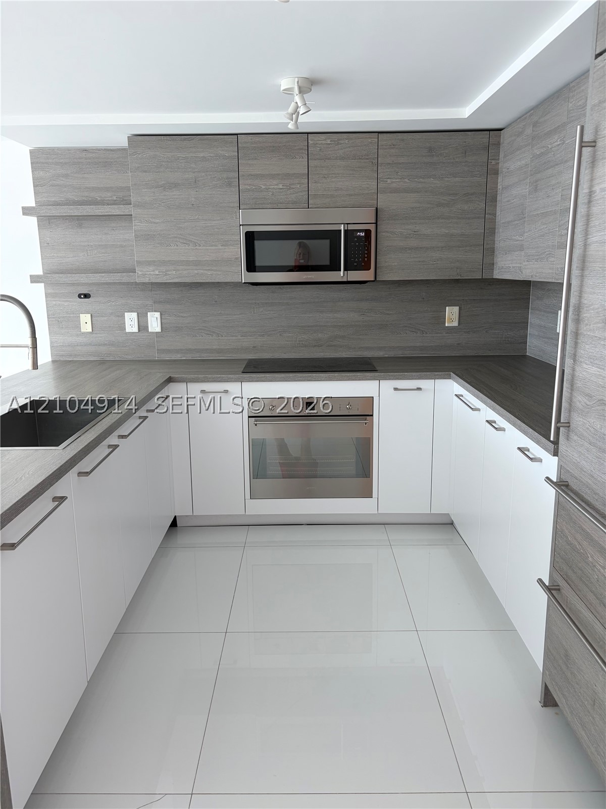 image 400 Sunny Isles16