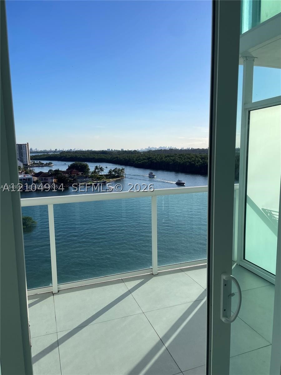 image 400 Sunny Isles8