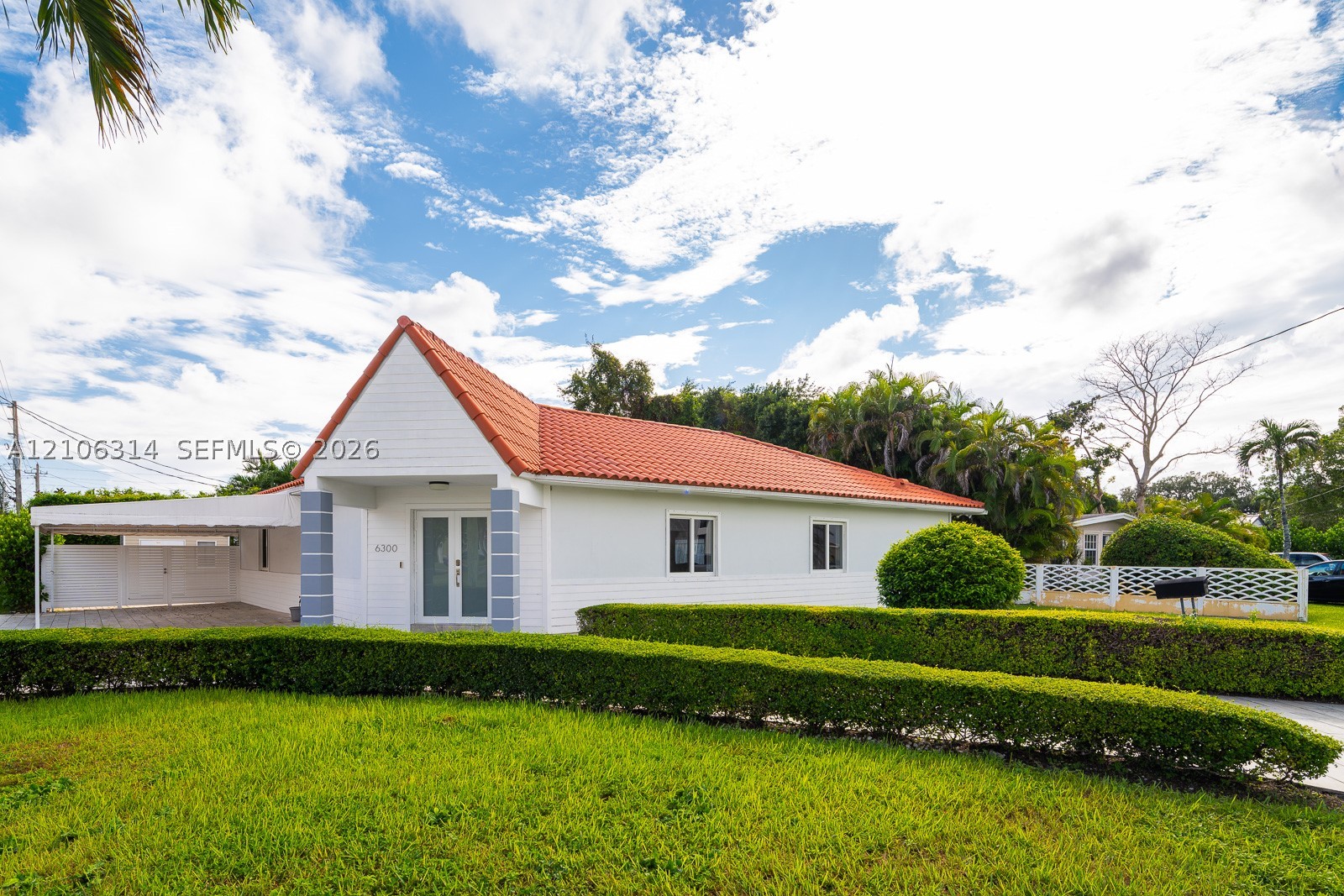 6300 SW 34th St Miami, FL 33155
