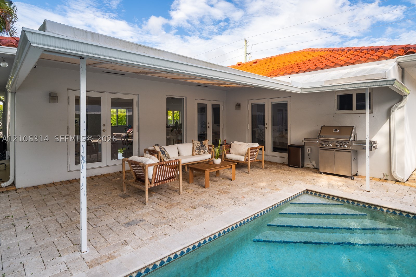 6300 SW 34th St Miami, FL 33155