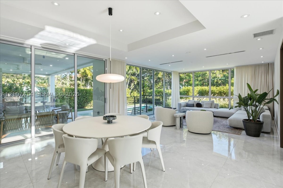 315 Cypress Dr Key Biscayne, FL 33149