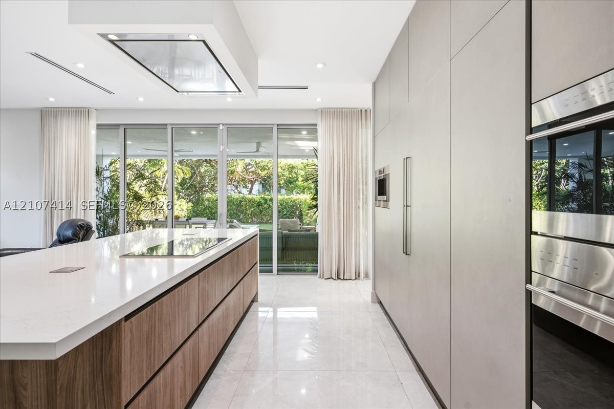 315 Cypress Dr Key Biscayne, FL 33149