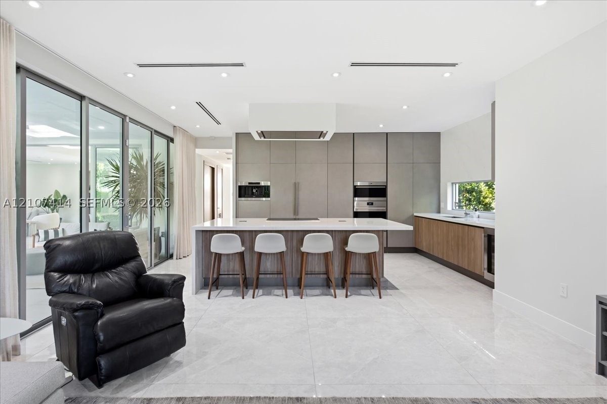 315 Cypress Dr Key Biscayne, FL 33149