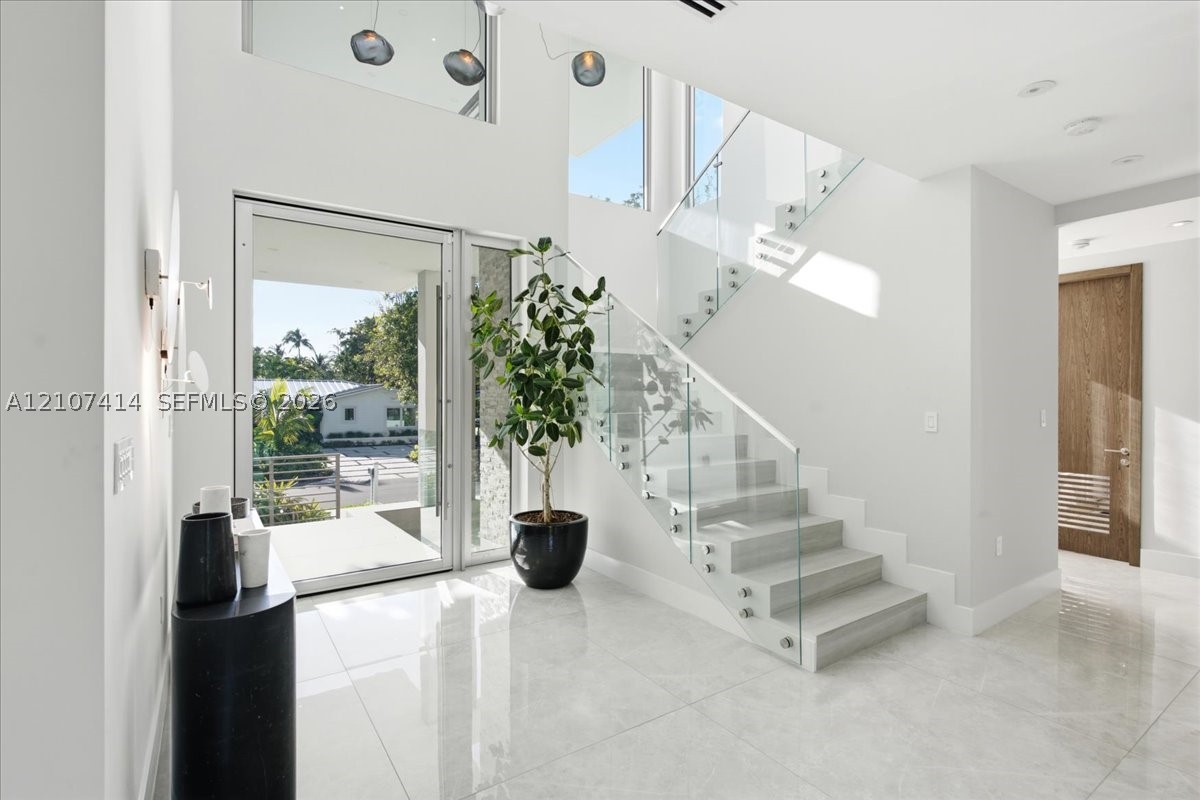 315 Cypress Dr Key Biscayne, FL 33149