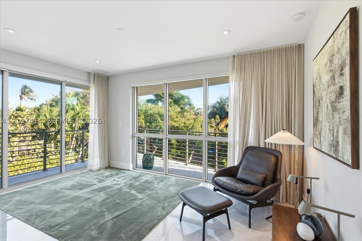 315 Cypress Dr Key Biscayne, FL 33149