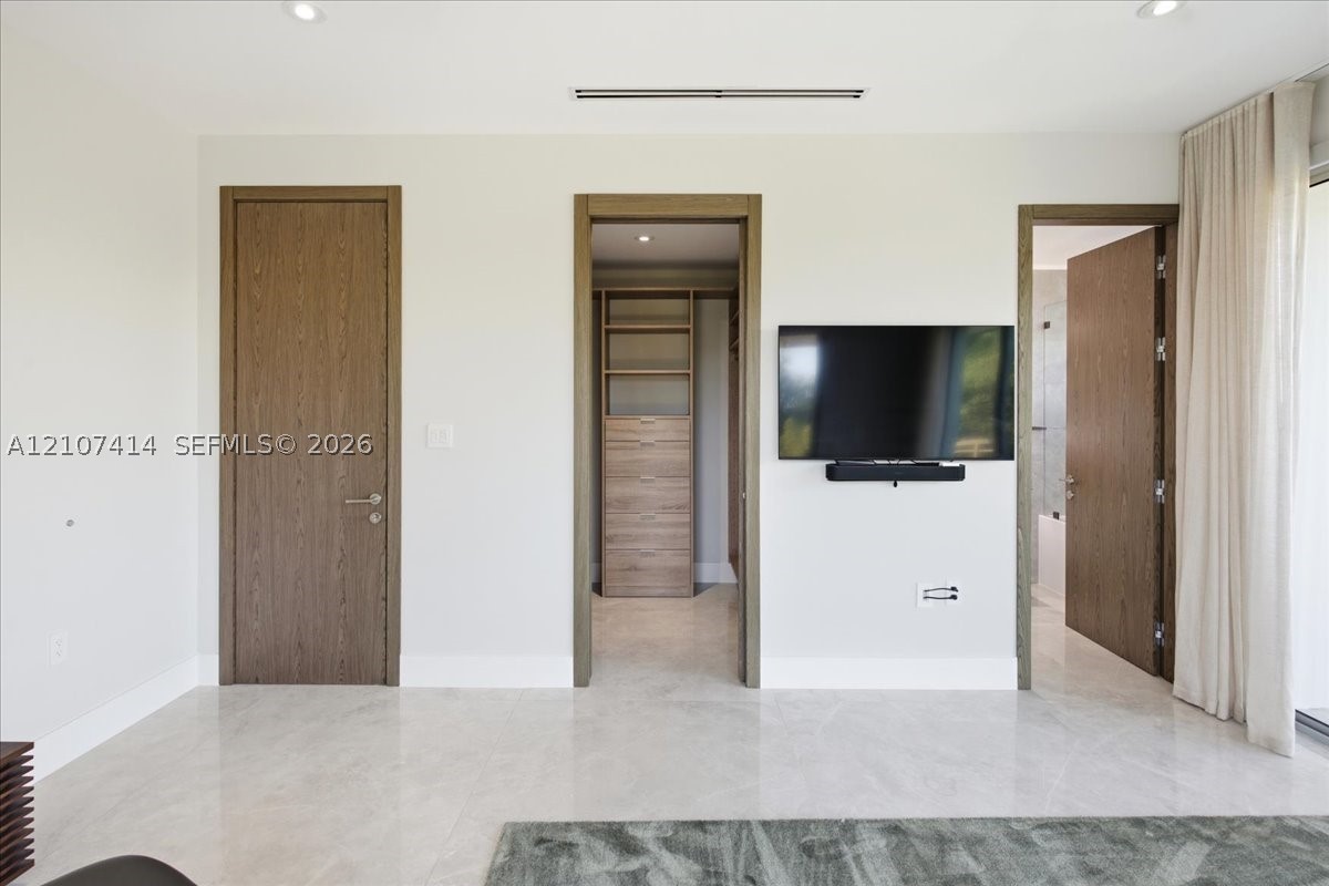 315 Cypress Dr Key Biscayne, FL 33149