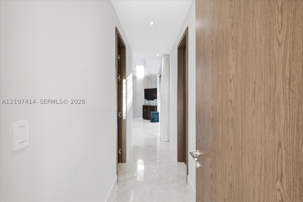 315 Cypress Dr Key Biscayne, FL 33149