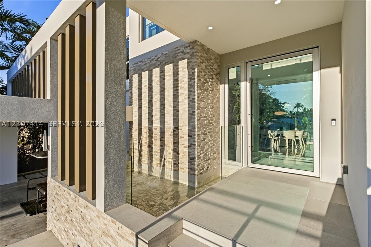 315 Cypress Dr Key Biscayne, FL 33149