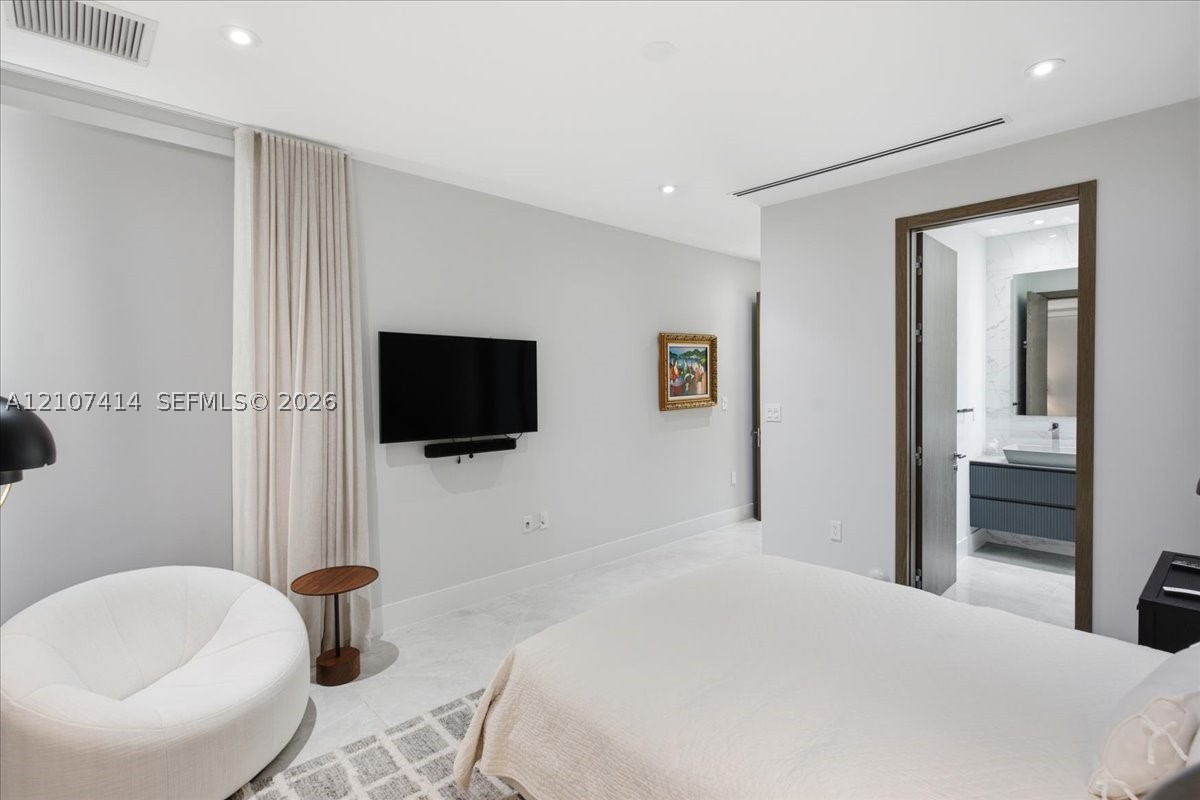 315 Cypress Dr Key Biscayne, FL 33149