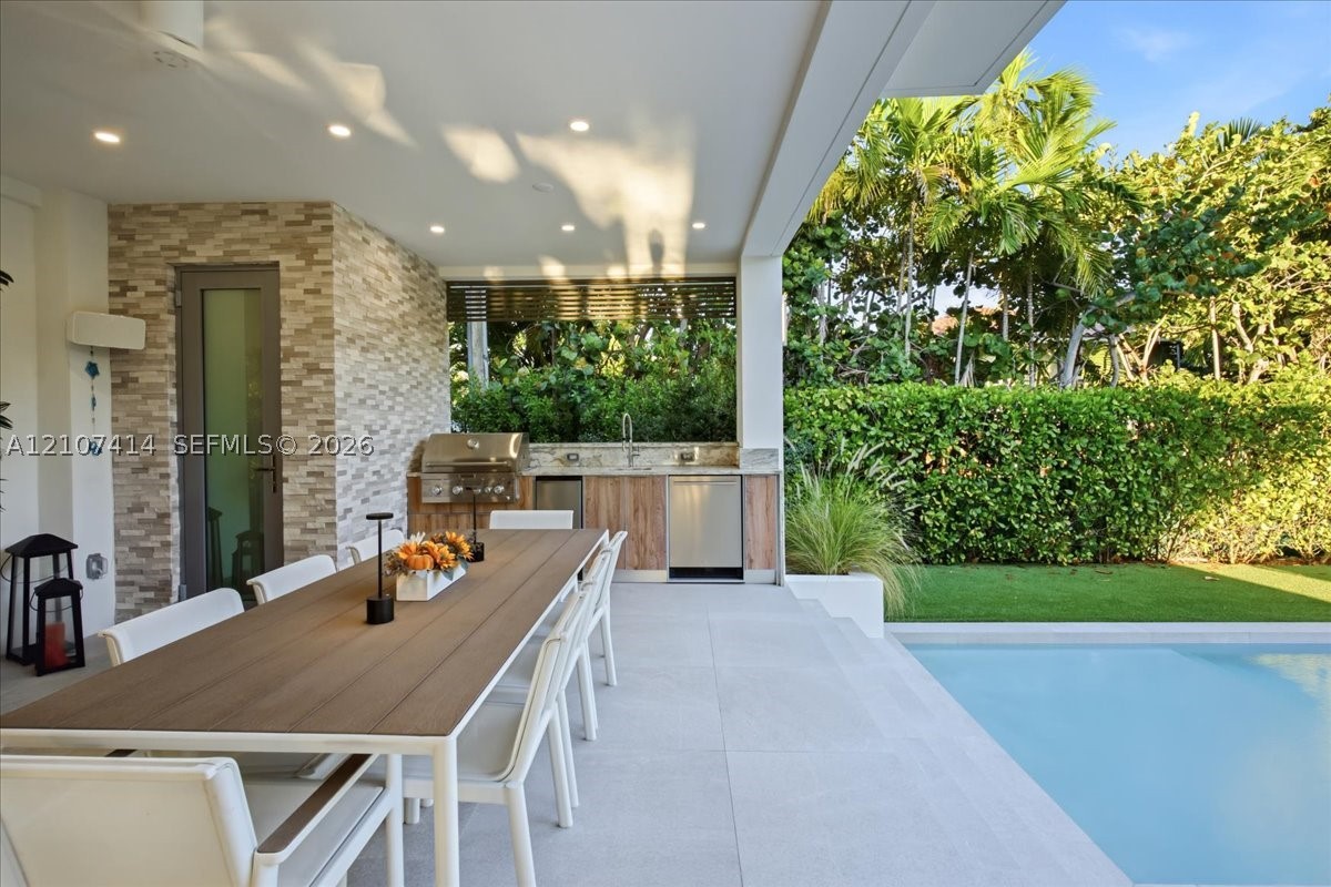 315 Cypress Dr Key Biscayne, FL 33149