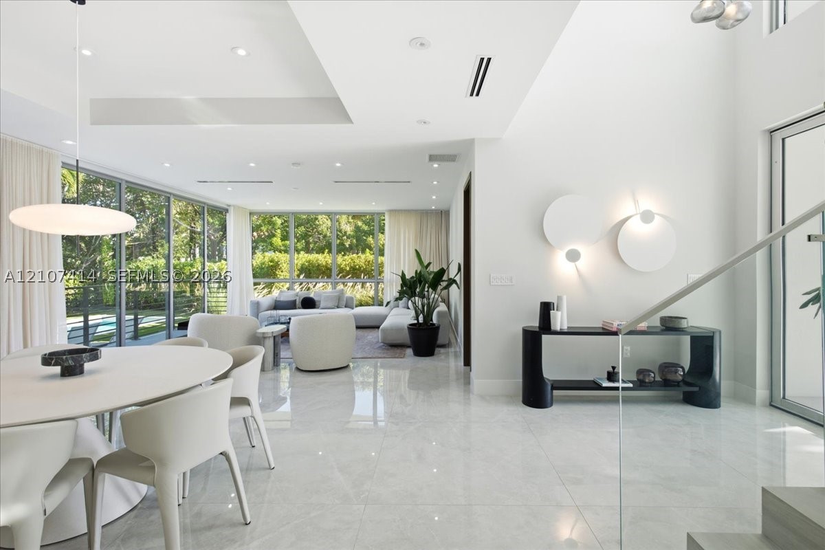 315 Cypress Dr Key Biscayne, FL 33149
