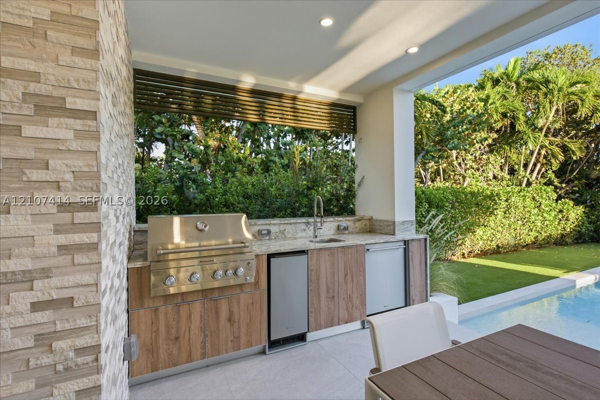 315 Cypress Dr Key Biscayne, FL 33149