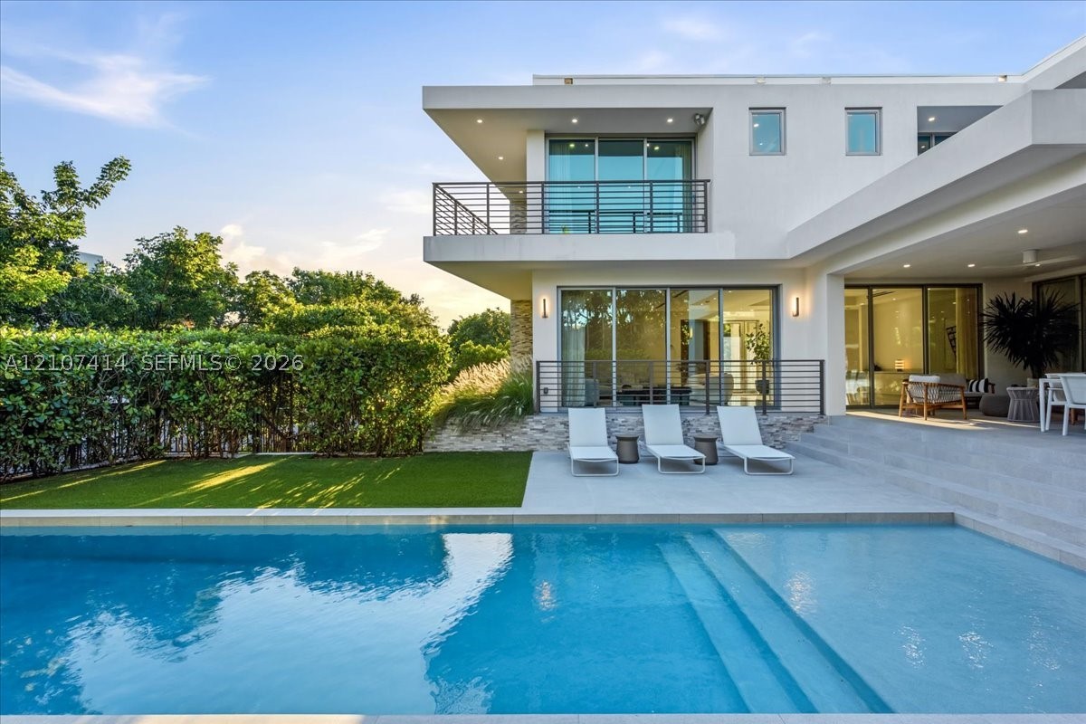 315 Cypress Dr Key Biscayne, FL 33149