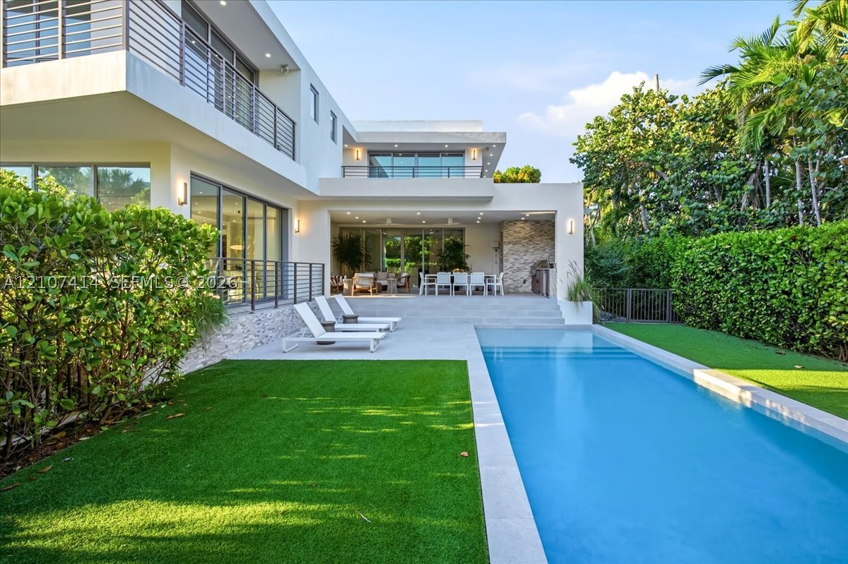315 Cypress Dr Key Biscayne, FL 33149