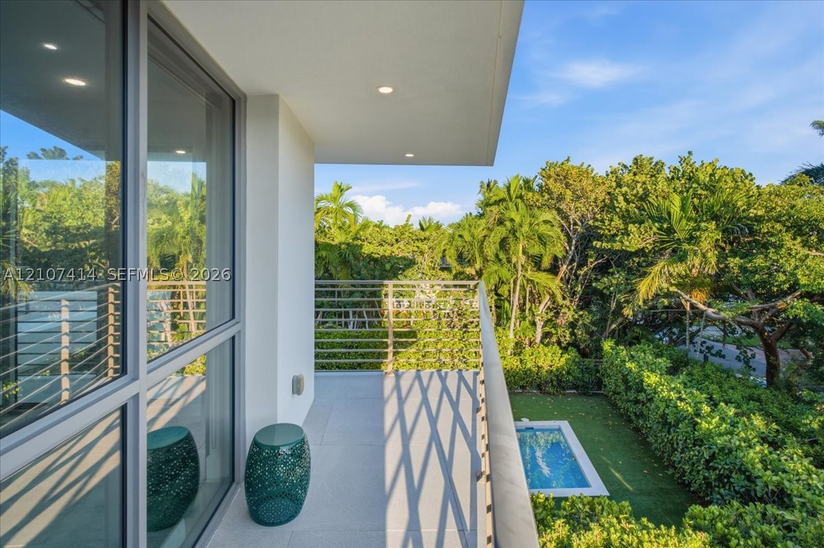 315 Cypress Dr Key Biscayne, FL 33149