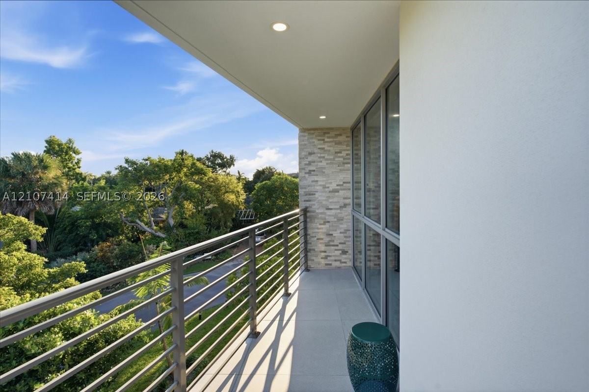315 Cypress Dr Key Biscayne, FL 33149