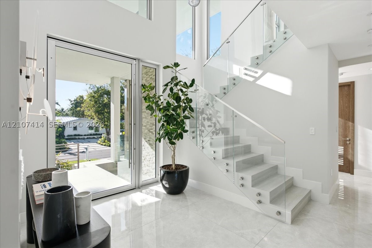 315 Cypress Dr Key Biscayne, FL 33149