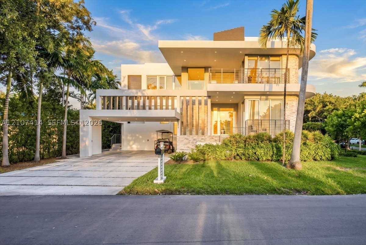 315 Cypress Dr Key Biscayne, FL 33149