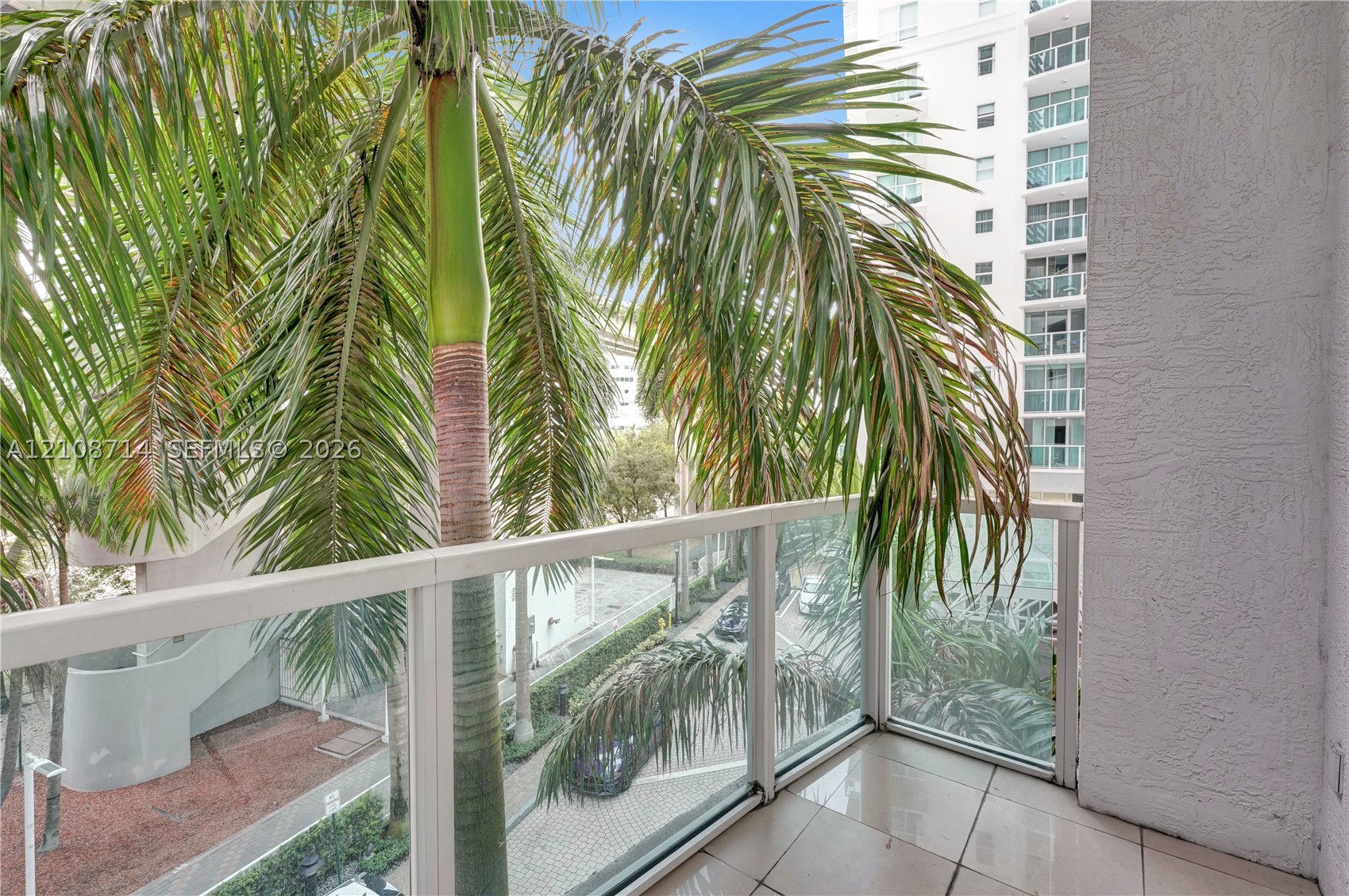 image Brickell on the River South30