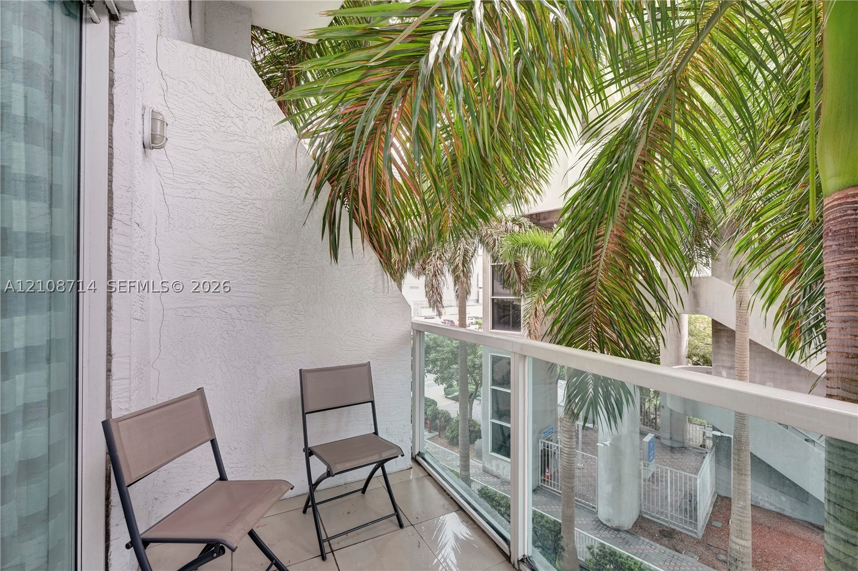 image Brickell on the River South33