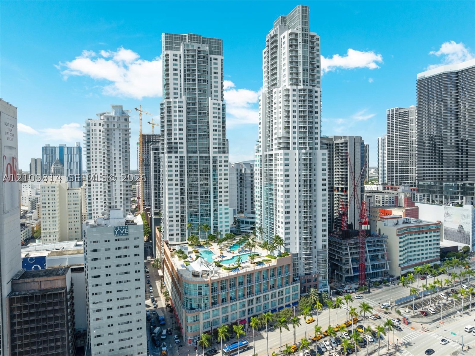 244 Biscayne Blvd #3808