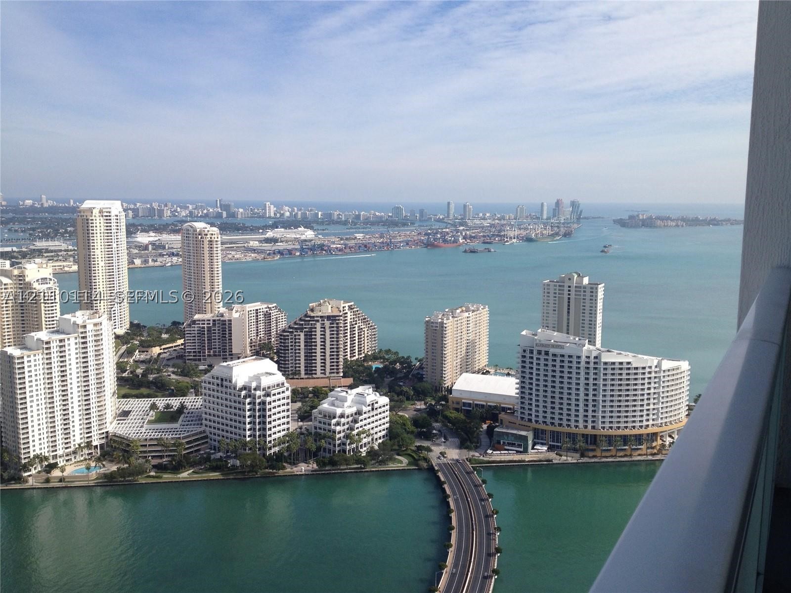 image The Plaza on Brickell East12