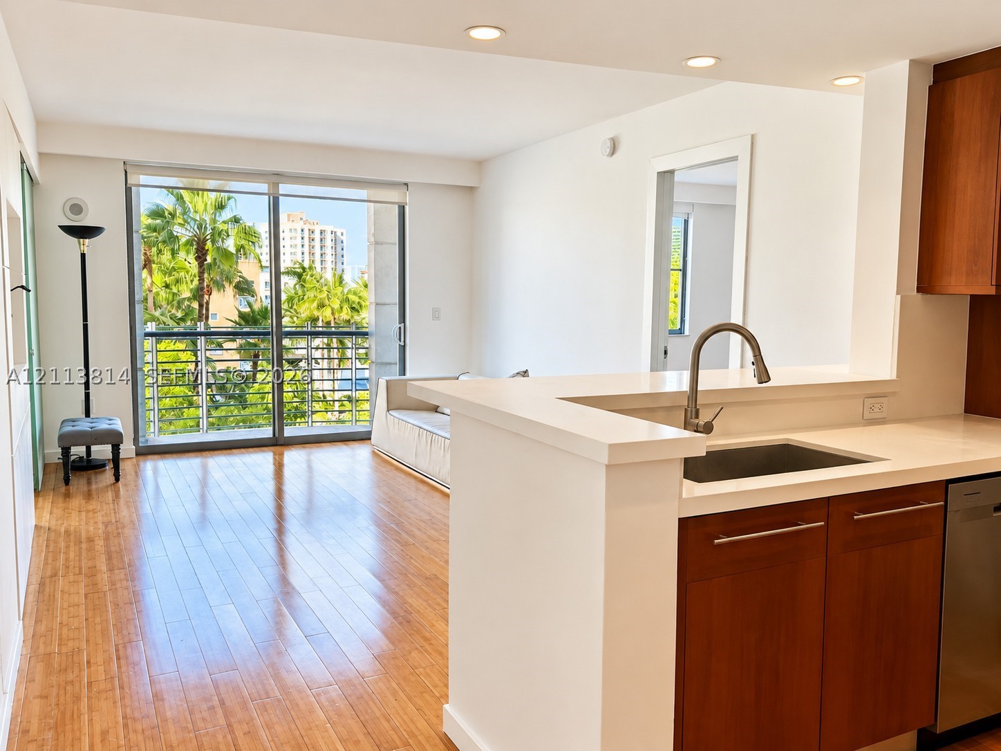 110 Washington Ave #1517