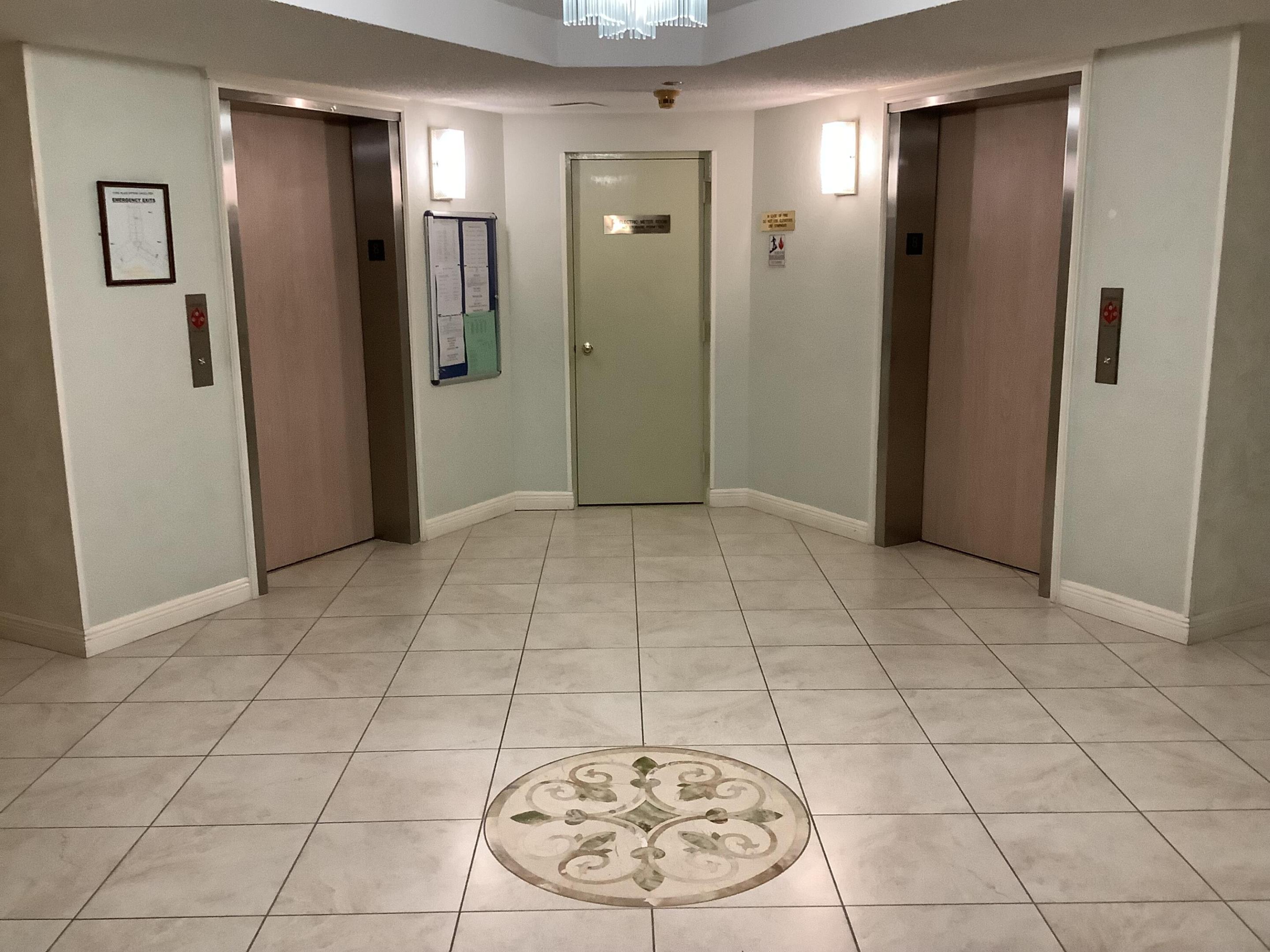 1300 St Charles Pembroke Pines, FL 33026