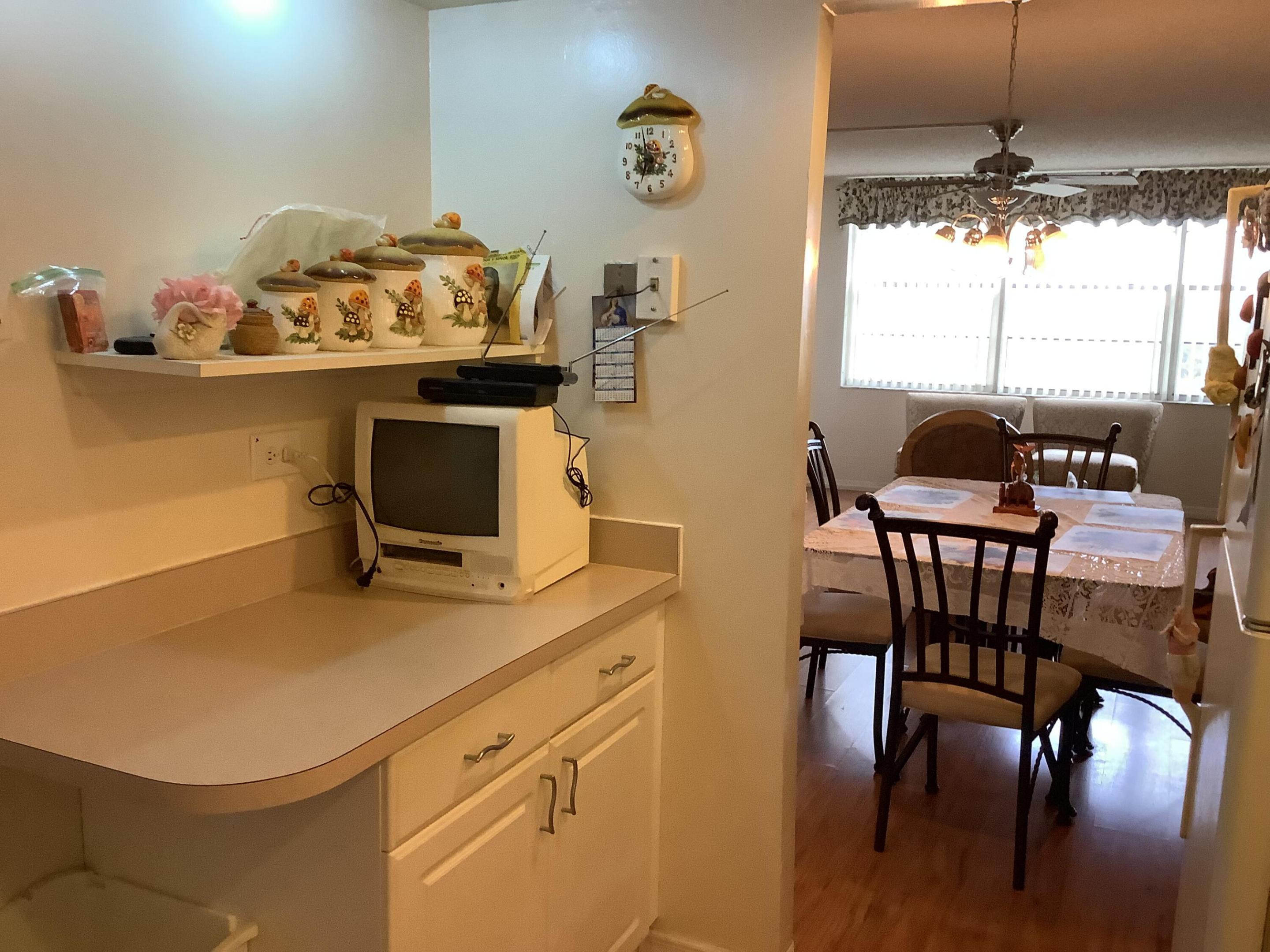 1300 St Charles Pembroke Pines, FL 33026