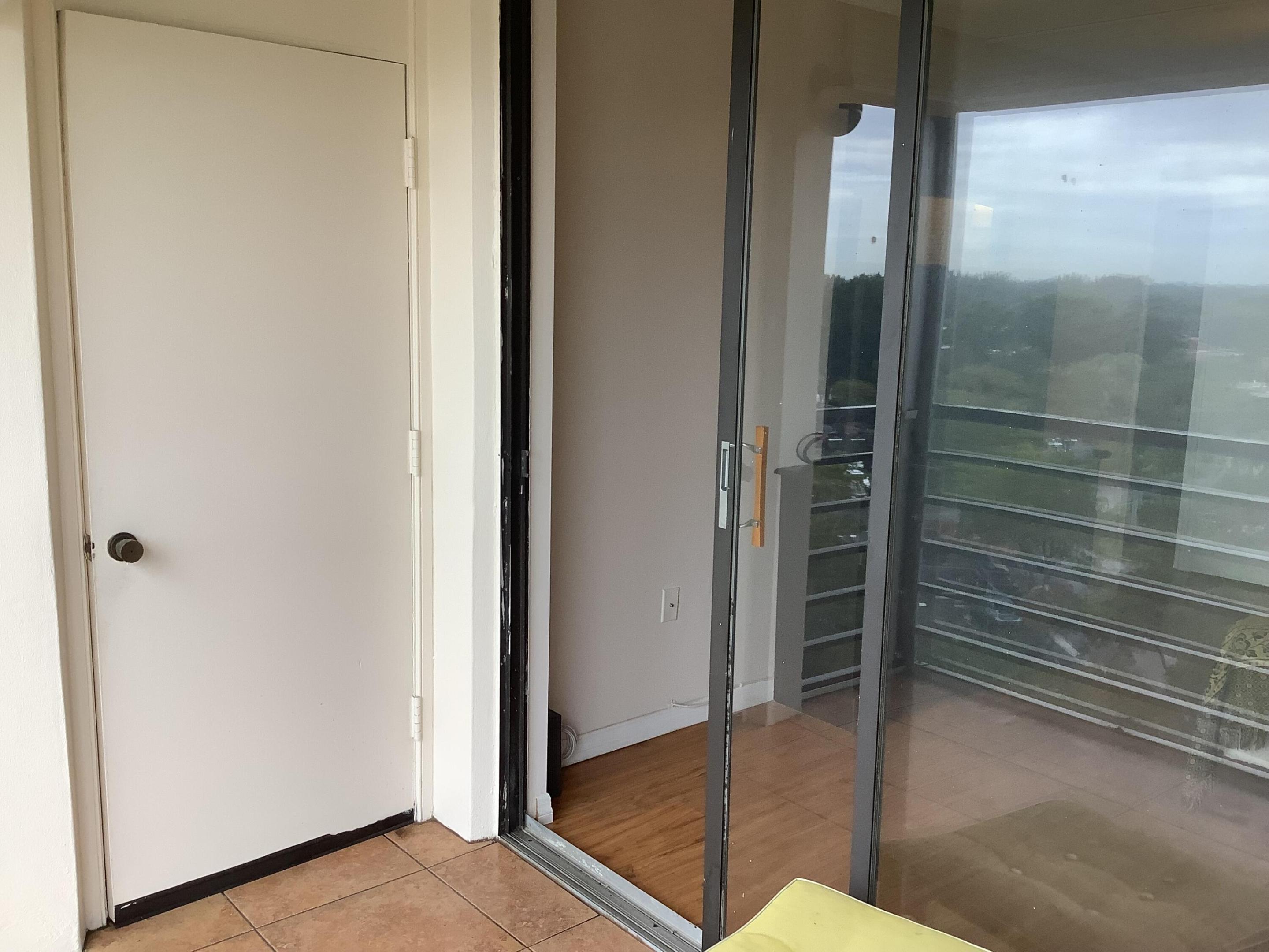 1300 St Charles Pembroke Pines, FL 33026