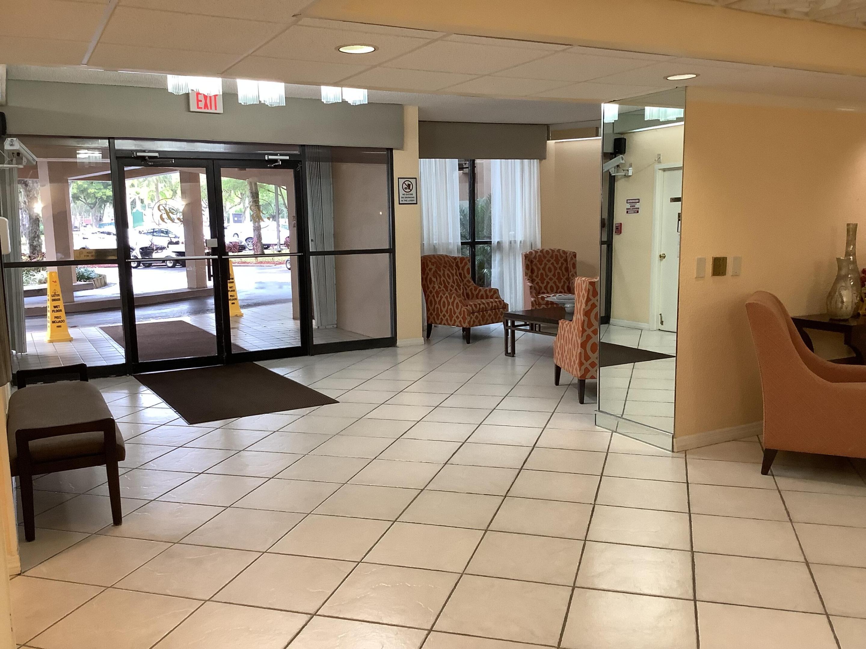 1300 St Charles Pembroke Pines, FL 33026