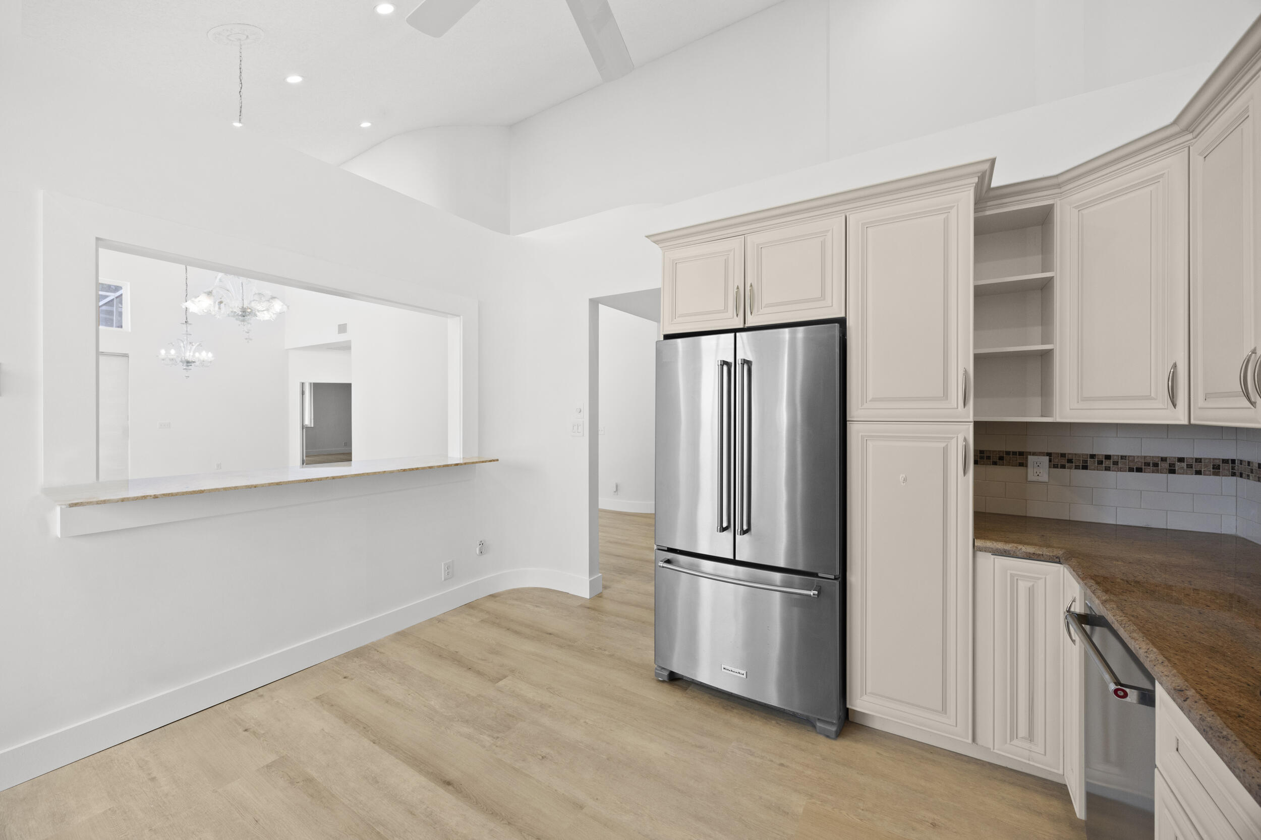 17192 Newport Clb Boca Raton, FL 33496