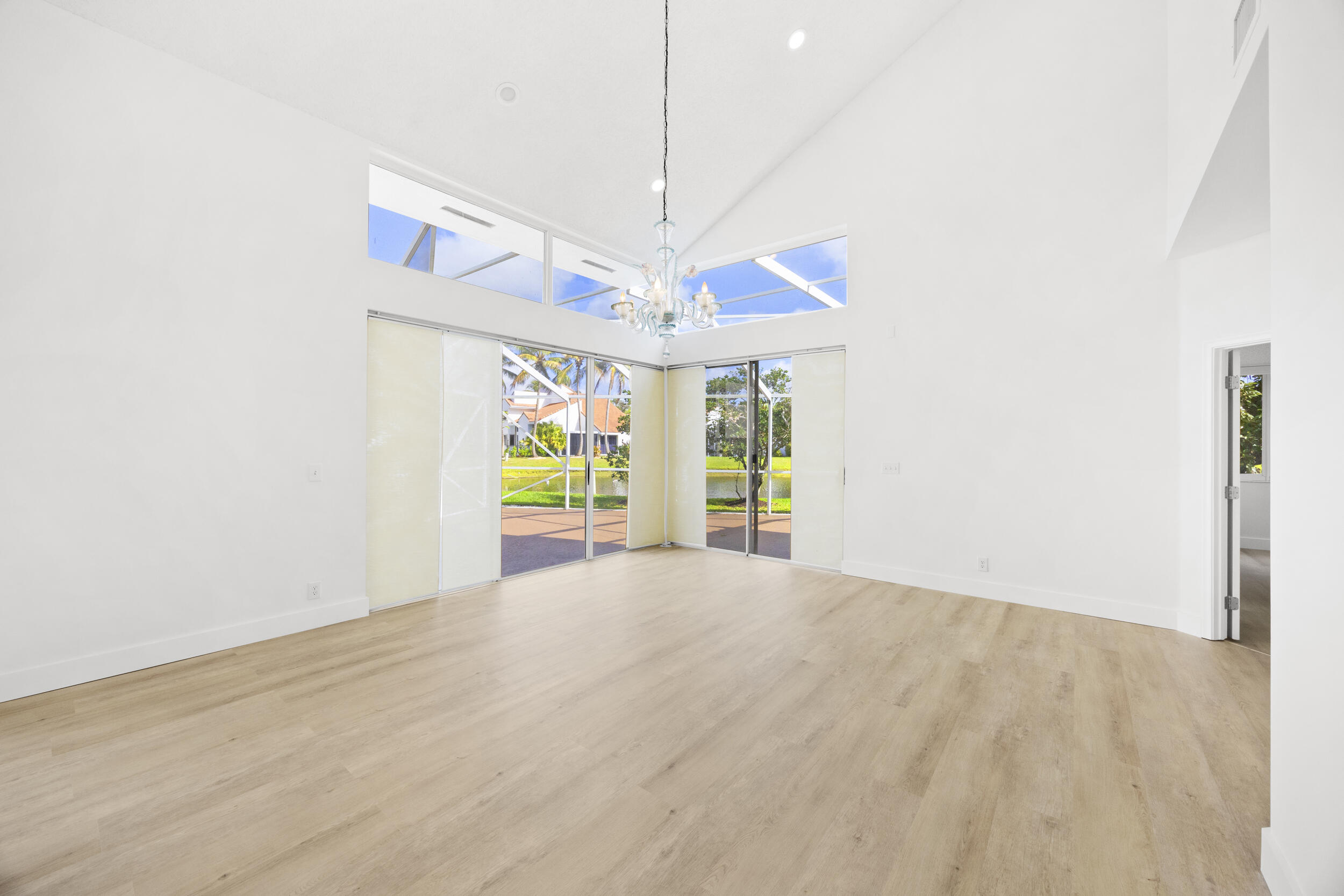 17192 Newport Clb Boca Raton, FL 33496