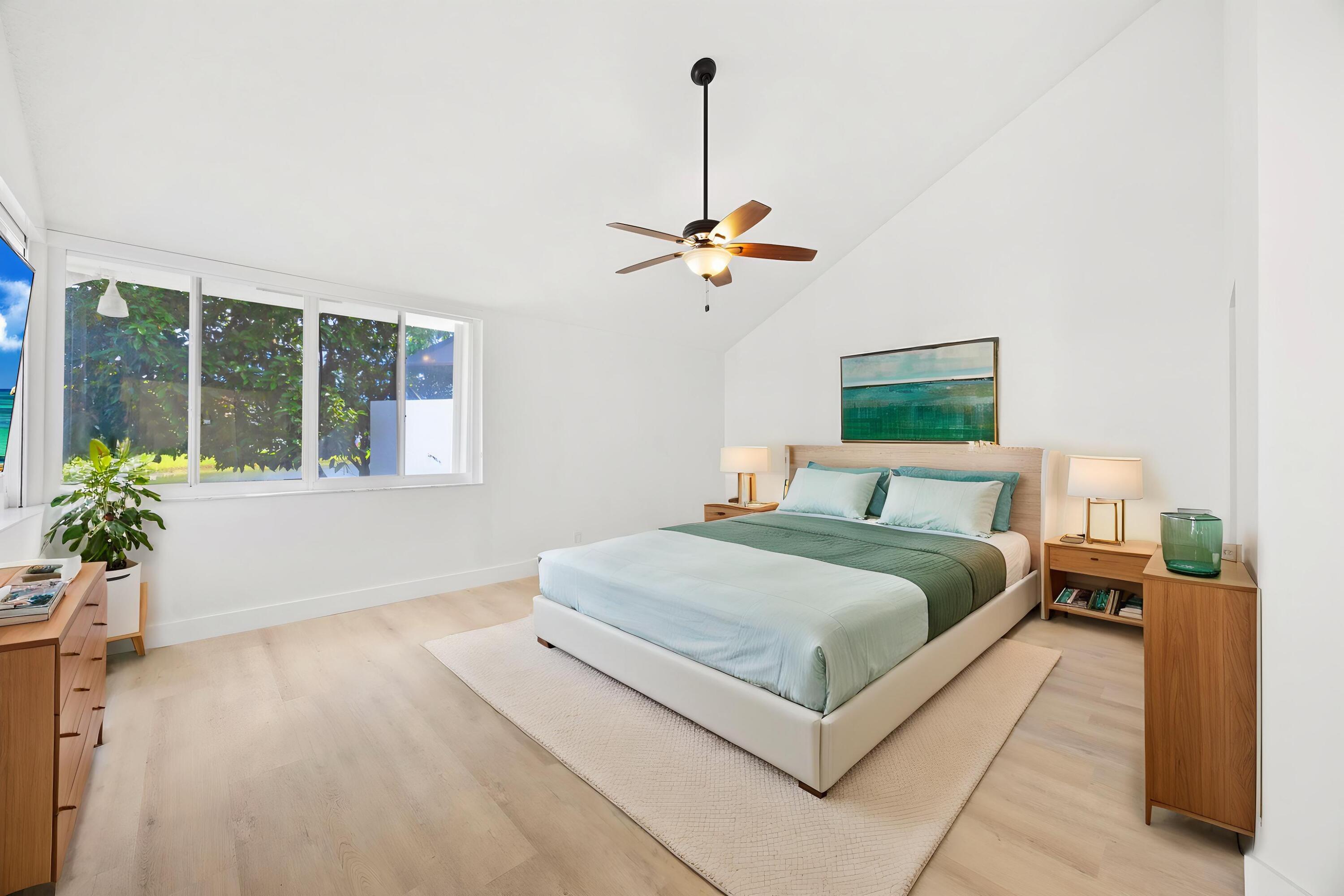 17192 Newport Clb Boca Raton, FL 33496