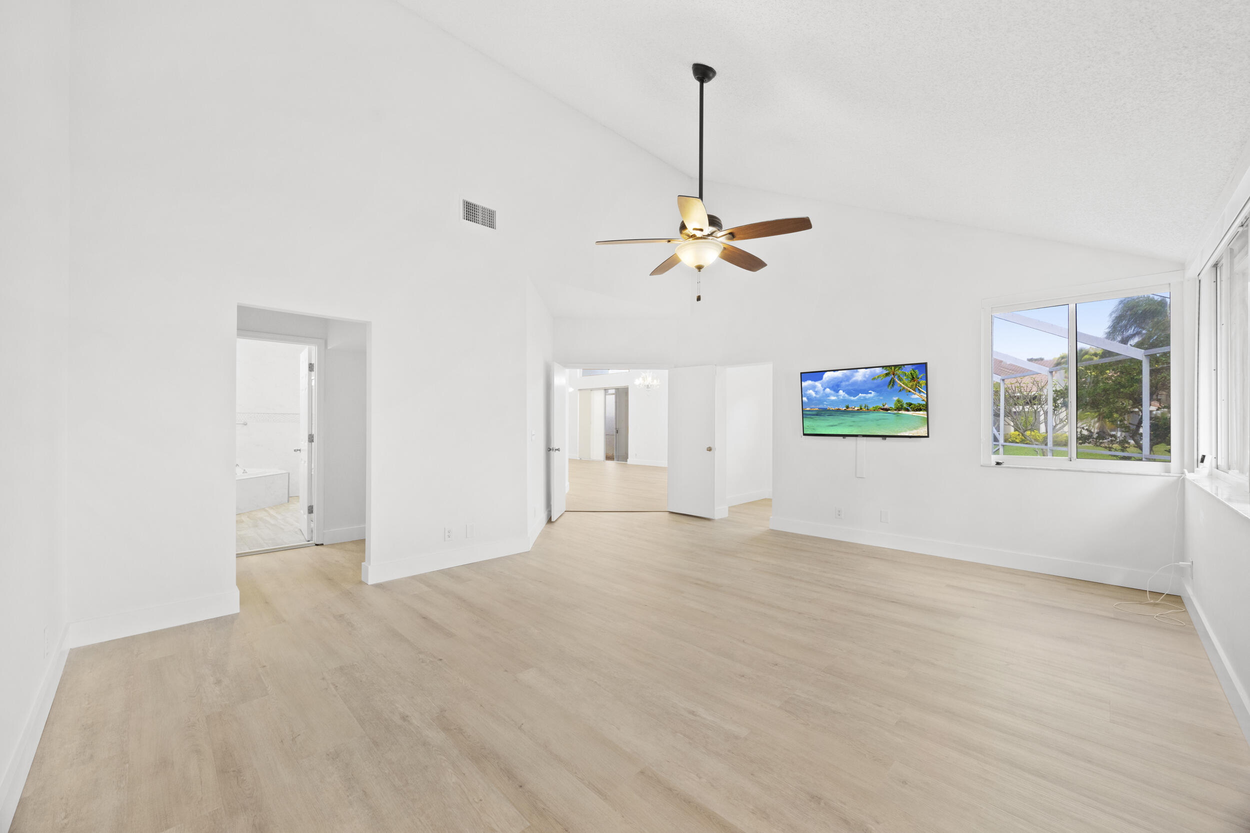 17192 Newport Clb Boca Raton, FL 33496