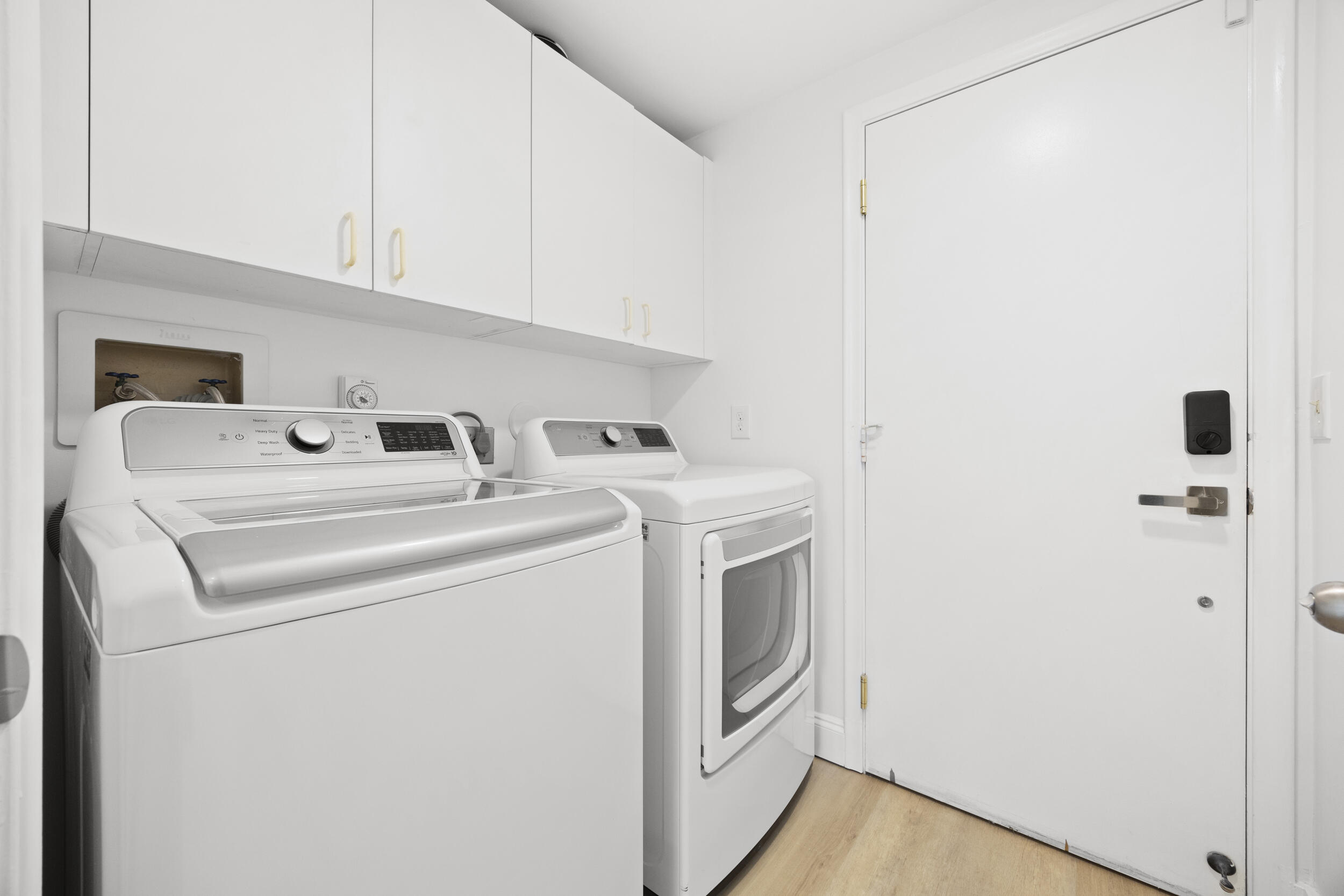 17192 Newport Clb Boca Raton, FL 33496