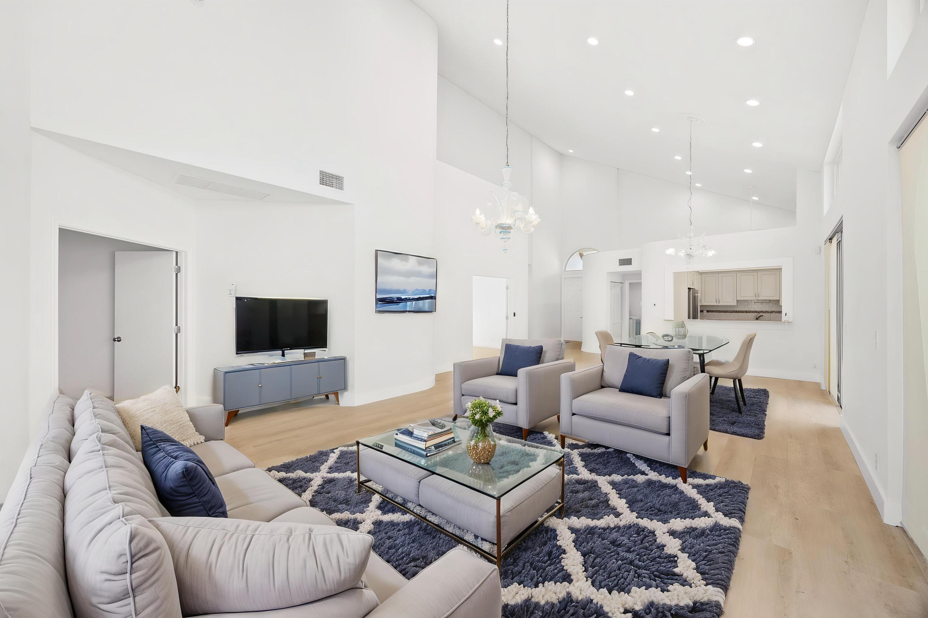 17192 Newport Clb Boca Raton, FL 33496