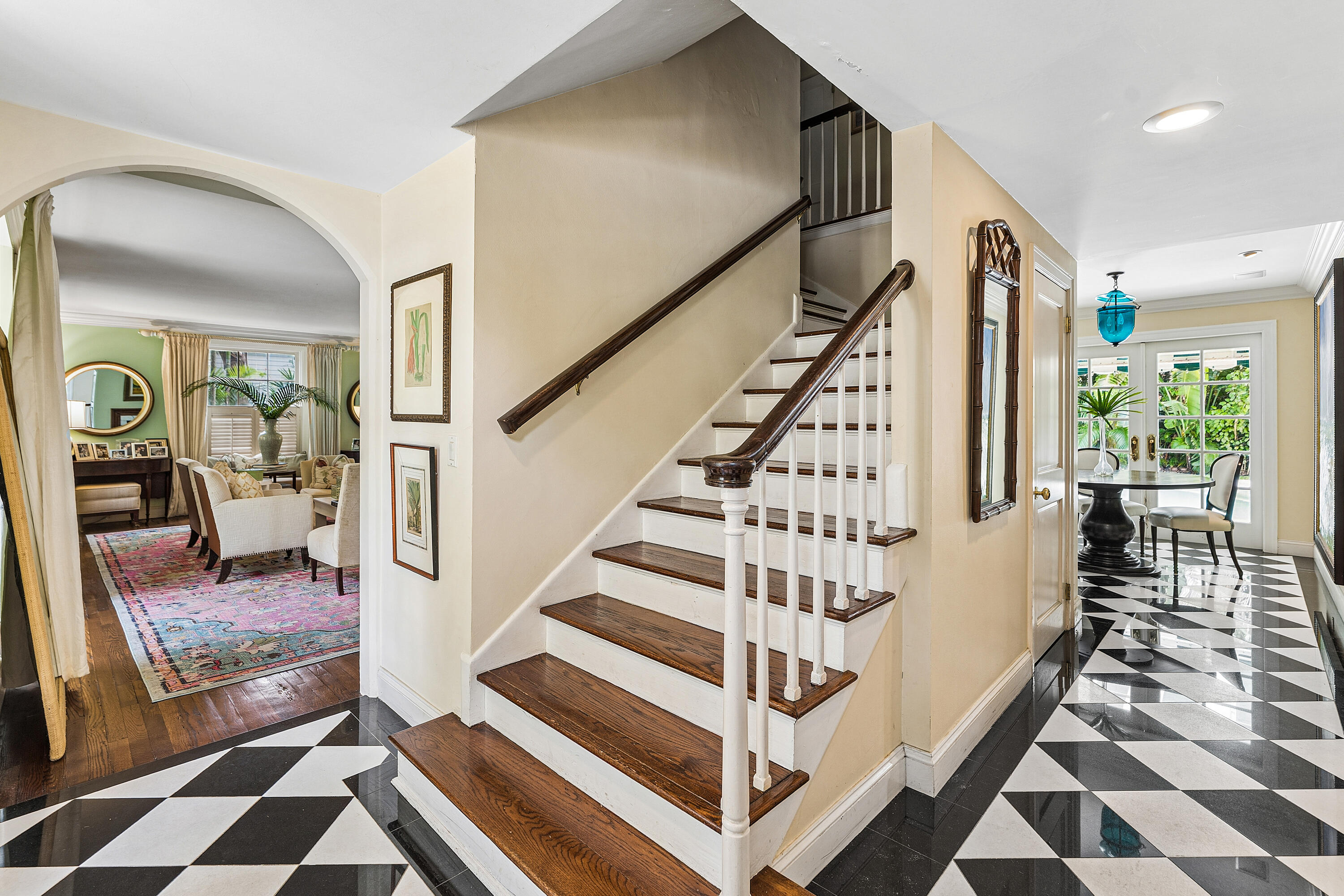 210 Merrain Palm Beach, FL 33480