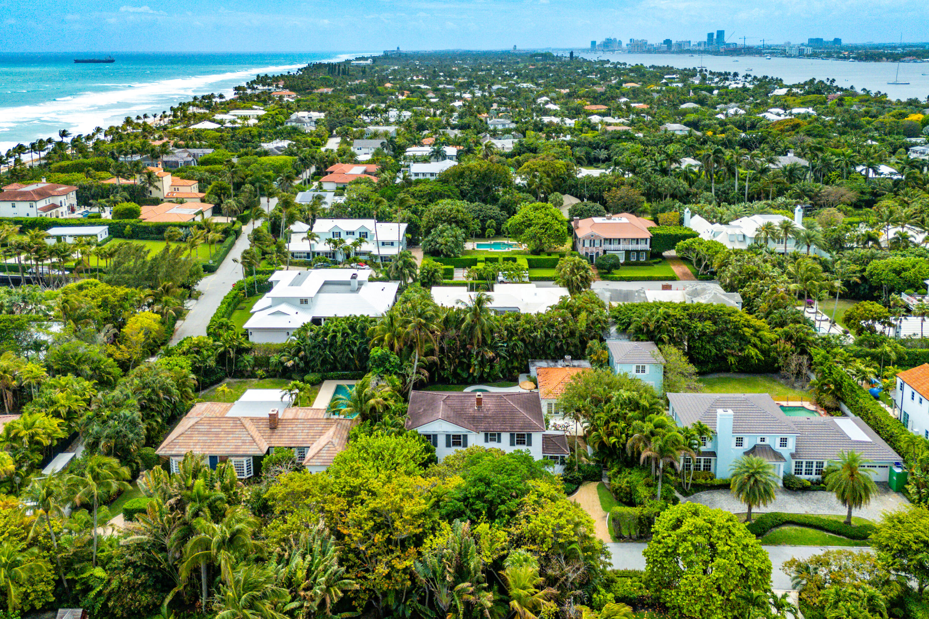 210 Merrain Palm Beach, FL 33480