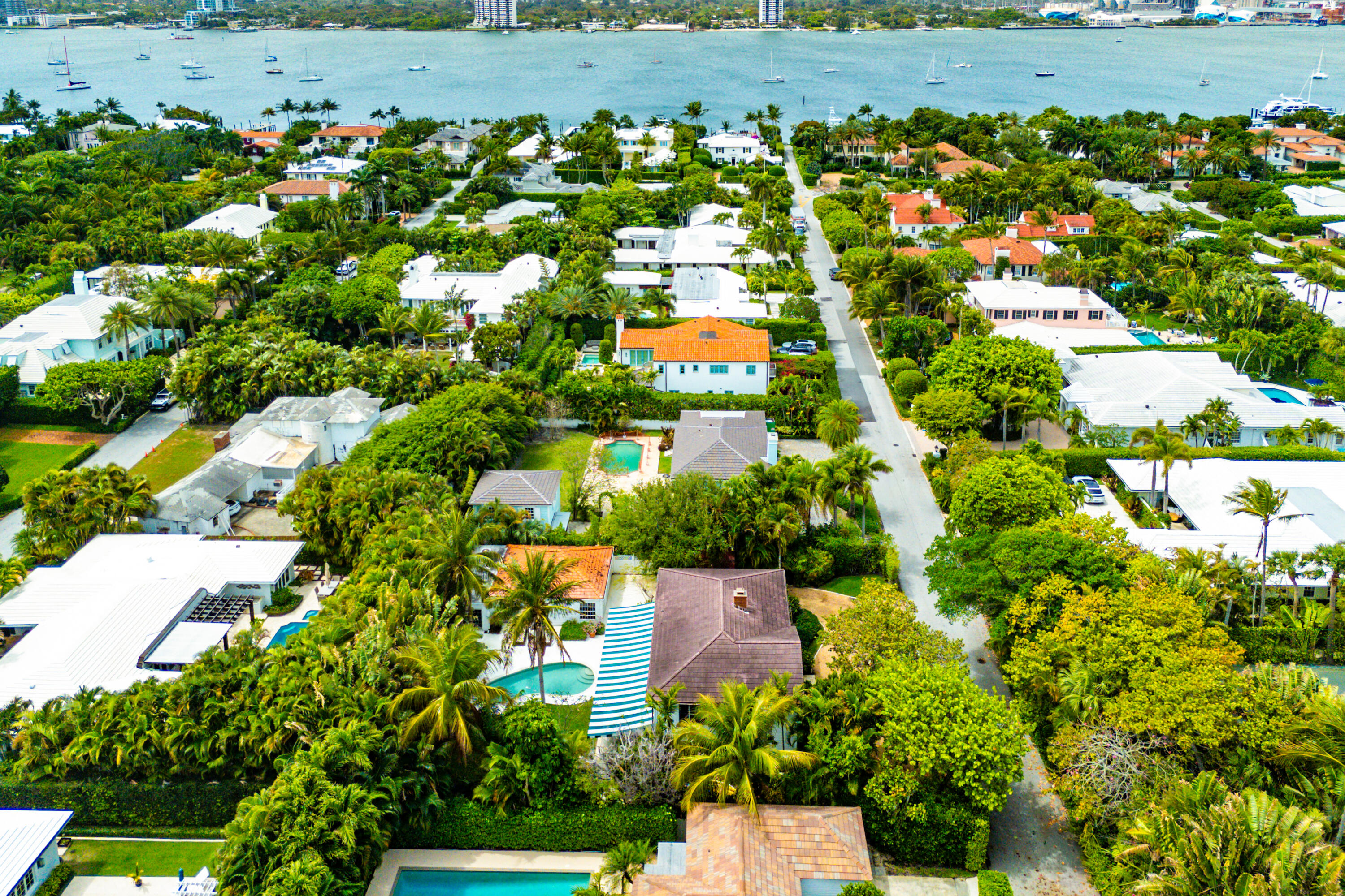 210 Merrain Palm Beach, FL 33480